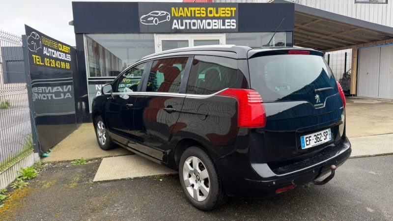 PEUGEOT 5008 1.6 HDI 120CV S&S STYLE EAT6 