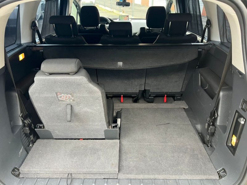 PEUGEOT 5008 1.6 HDI 112CV PREMIUM 7 PLACES