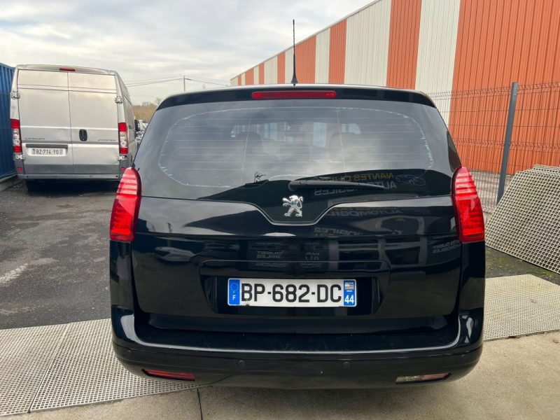 PEUGEOT 5008 1.6 HDI 112CV PREMIUM 7 PLACES