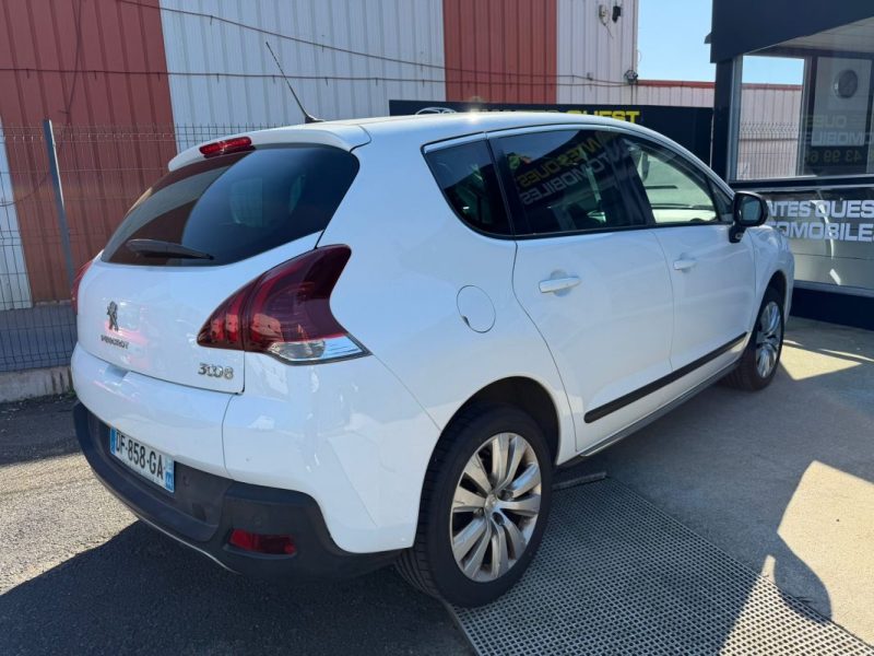 PEUGEOT 3008 1.6 HDI 115CV S&S ALLURE 