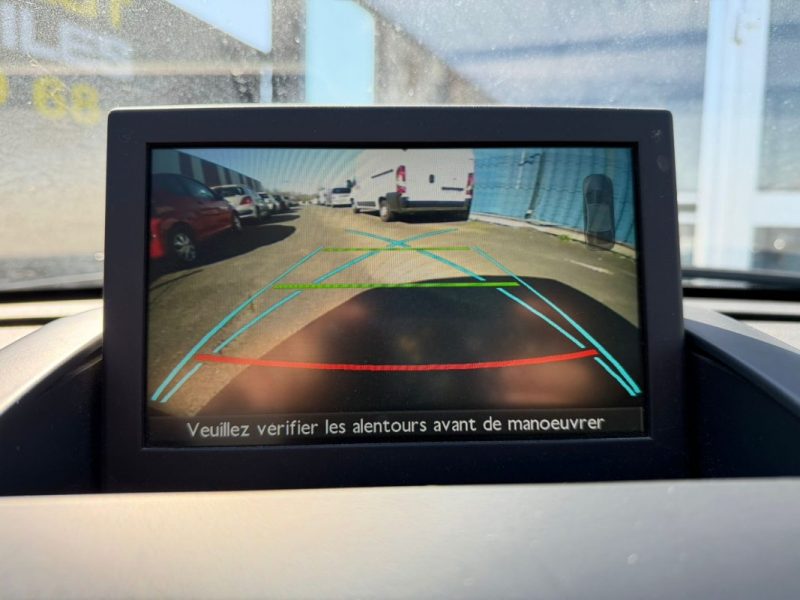 PEUGEOT 3008 1.6 HDI 115CV S&S ALLURE 