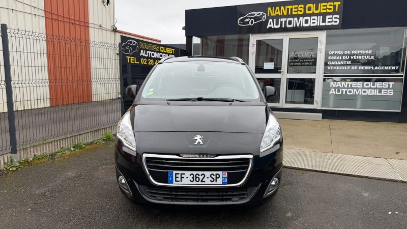 PEUGEOT 5008 1.6 HDI 120CV S&S STYLE EAT6 