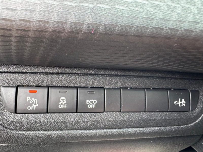 PEUGEOT 2008 1.6 HDI 92CV ALLURE  2014